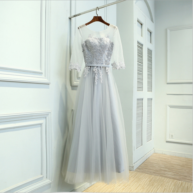 Fashion Banquet Host Female Company Annual Meeting In The Long Sleeves Bridesmaid Dress In Autumn And Spring